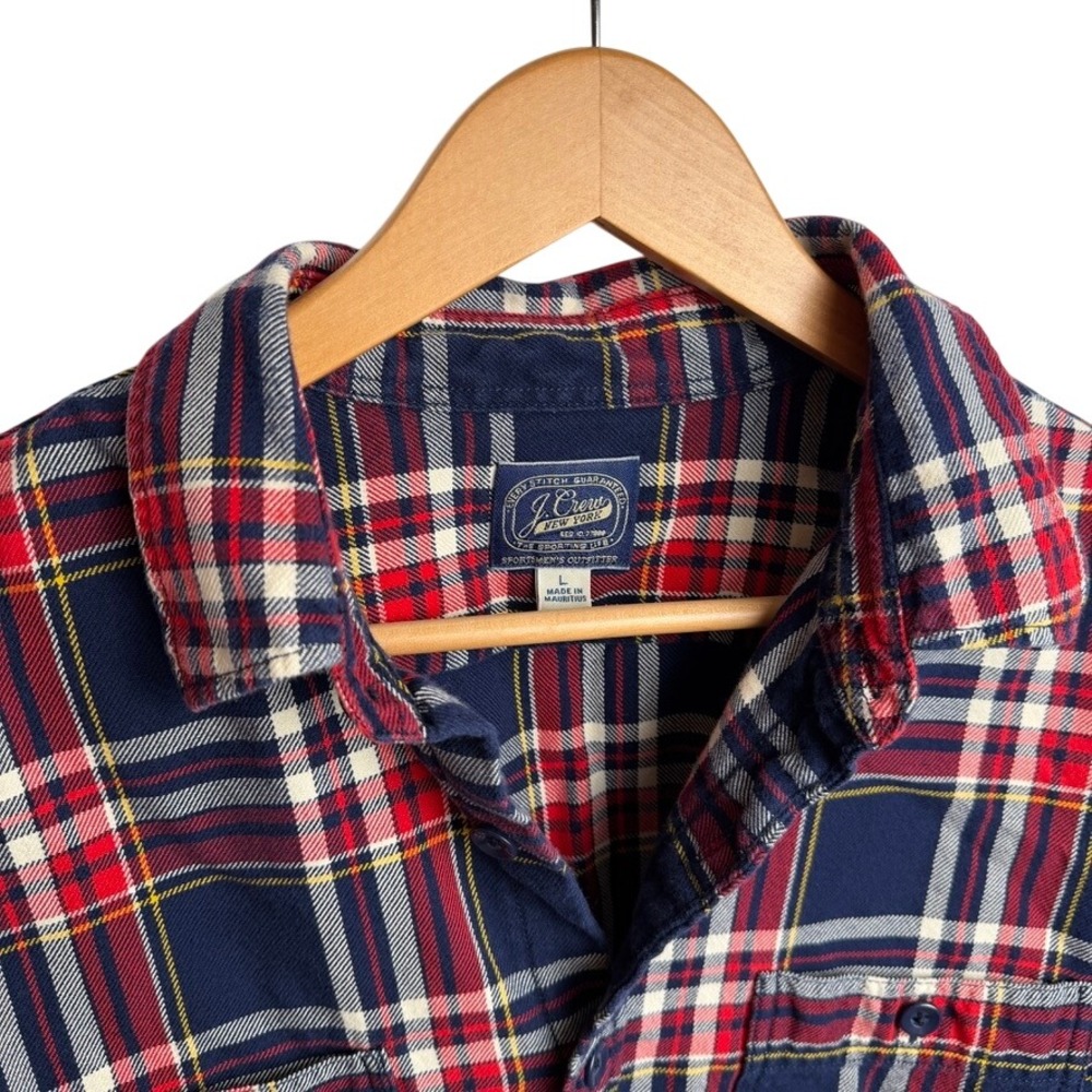 J.Crew‎ Mens Flannel Button Down Shirt L Navy Red White Lumberjack Rugged Preppy - Picture 2 of 7